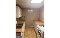 933 LANSDOWNE AVENUE, CAMDEN, NJ 08104
