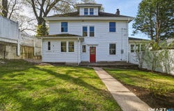 5 Broadview Street, Bristol, CT 06010