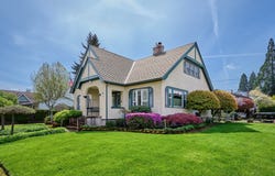 102 E 5TH St, Molalla, OR 97038