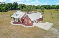 142 Lloyd Drive, Jesup, GA 31545