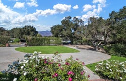3390 Lombardy Road, Pasadena, CA 91107