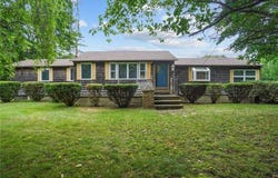 26 Thomas Street, Charlestown, RI 02813