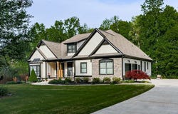 1076 Pinyan, Canton, GA 30115