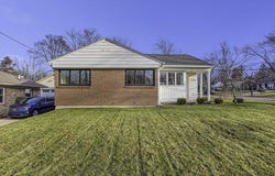 1558 Lake Grove Avenue SE, Grand Rapids, MI 49506