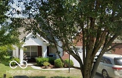 12140 Black Hills Drive, Fishers, IN 46038