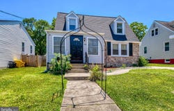 211 LAKE Road, PASADENA, MD 21122