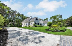 10 Herring Gull Road, Mashpee, MA 02649