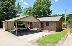 385 S Teehee Drive, Tahlequah, OK 74464