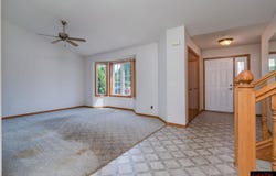640 Grayhawk Drive, Mankato, MN 56001