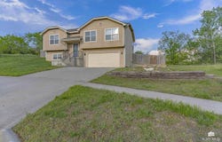 2336 Fox Sparrow Court, Junction City, KS 66441