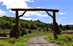 Parcel 2 Fox Trail Oak Hill Estates, Alton, UT 84710