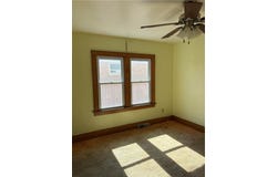 1377 W 32nd St, Erie City, PA 16508