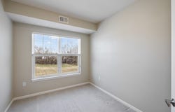 1427 34th Avenue SW unit: 220, Altoona, IA 50009