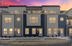 453 Harbor Lane, Lorain, OH 44052
