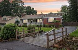 1 Seymour St, Caldwell Boro Twp., NJ 07006