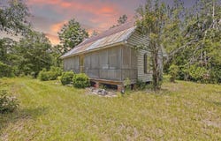 837 NE Raspberry Way, Pinetta, FL 32350