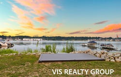 8082 Old Channel Trail, Montague, MI 49437