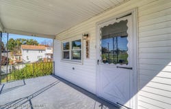 352 River Street, Old Forge, PA 18518