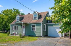 40 Bloomingrove Drive, Troy, NY 12180