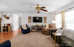 5701 Lockhart Road, Kershaw, SC 29067