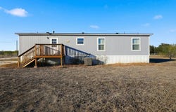 553 Jennifer Loop, Orange Grove, TX 78383