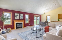 N1060 Pebble Ridge Rd, Greenville, WI 54942