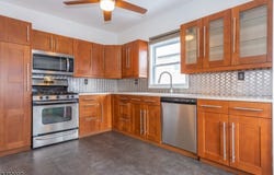 213 Summit Ave, Lyndhurst Twp., NJ 07071-1633