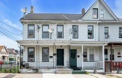 17 Railroad Ave, Phillipsburg Town, NJ 08865-3211
