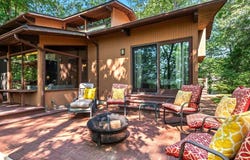 5 Goodrich Rd, Sturbridge, MA 01566