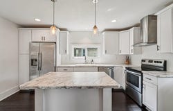 402 W 3rd St, Oconomowoc, WI 53066