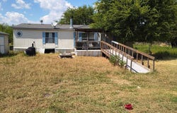 3601 Bluhm Road, West, TX 76691