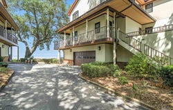 80 Baybridge Dr, Gulf Breeze, FL 32561