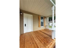 1407 Lipper Avenue, Higginsville, MO 64037