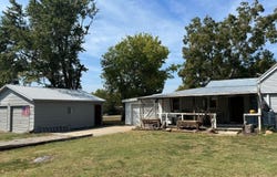 7 Box Street, Arcola, MO 65603