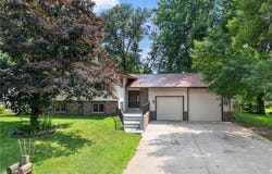 135 Knollwood Street W, Annandale, MN 55302