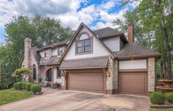 248 SW Winterpark Circle, Lee's Summit, MO 64081