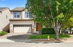 807 NW BROOKHILL ST, Hillsboro, OR 97124