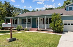 639 W Shore Drive, Swansboro, NC 28584