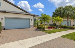 12820 SW Lake Fern Circle, Port Saint Lucie, FL 34952