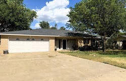 1216 NW 2nd Street, Stratford, TX 79084