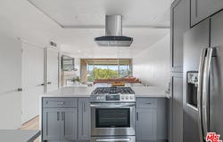 4553 Don Ricardo Dr, Los Angeles, CA 90008