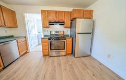 18 Oak Street, Camden, ME 04843