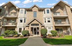 5311 W Mint Julip Drive, Alsip, IL 60803