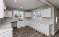 400 W Ashland Avenue, Indianola, IA 50125