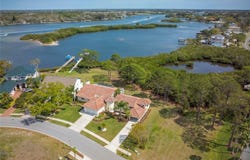 2005 N POINTE ALEXIS DRIVE, TARPON SPRINGS, FL 34689