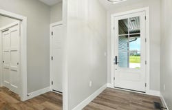 904 Long Dr, Solon, IA 52333
