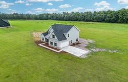 3574 Georgia 121, Blackshear, GA 31516