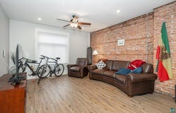 830 E 2nd St, Duluth, MN 55805