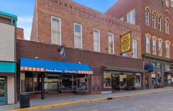 675 Main Street, Deadwood, SD 57732