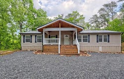 65 Redwood Lane, Tiger, GA 30576